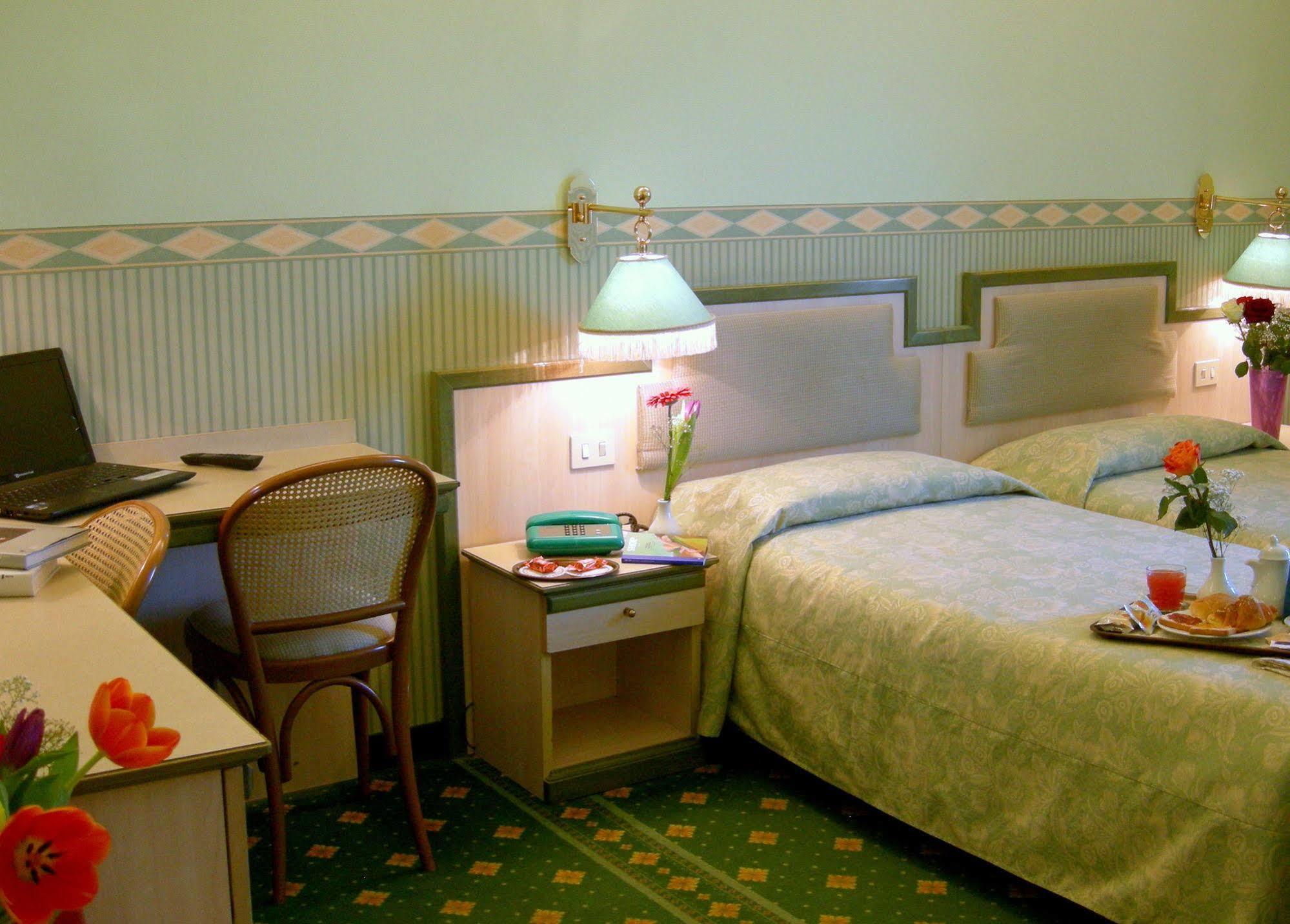 Buenos Aires Hotel Milánó Kültér fotó